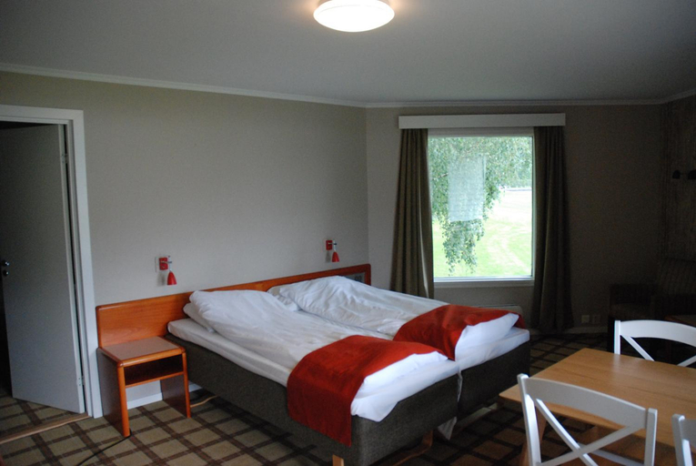 Bedroom 3, Fleischer's Motel, Voss