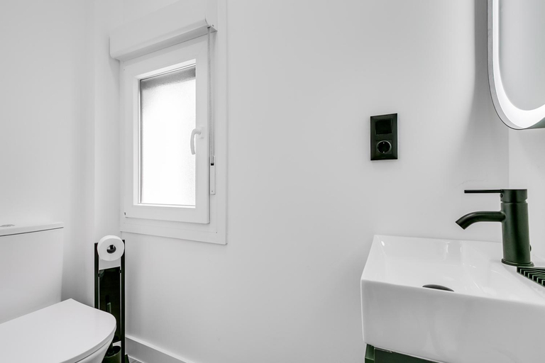 Bathroom 4, La Casa del Granado - Apartamento con bano privado, Toledo