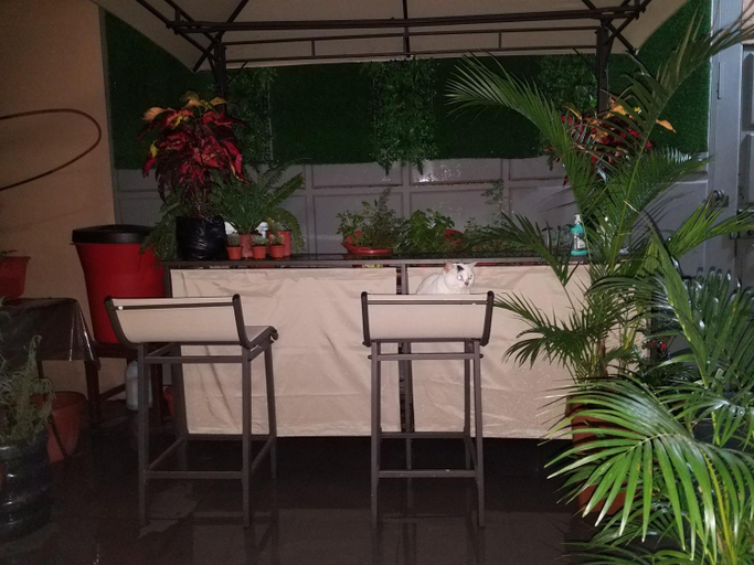 Others 3, Casa Serena, Guayaquil