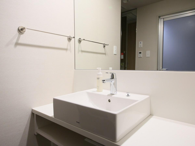 Bathroom 5