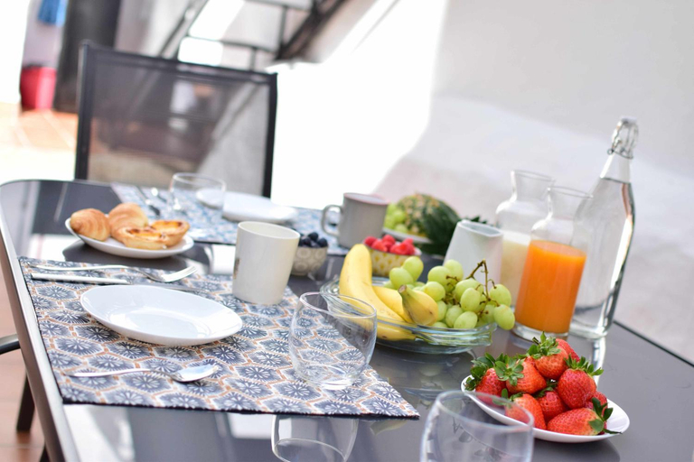 Food & Drinks 4, Casa Carmen – Terraza y patio privado en Salobrena, Granada
