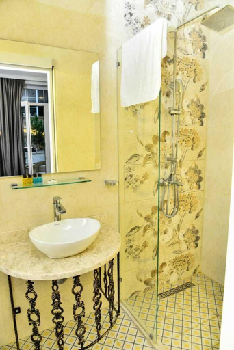 Bathroom, ALTAY HOTEL, Baku
