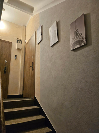 Others 4, Kauno apartamentai su balkonu, Kauno