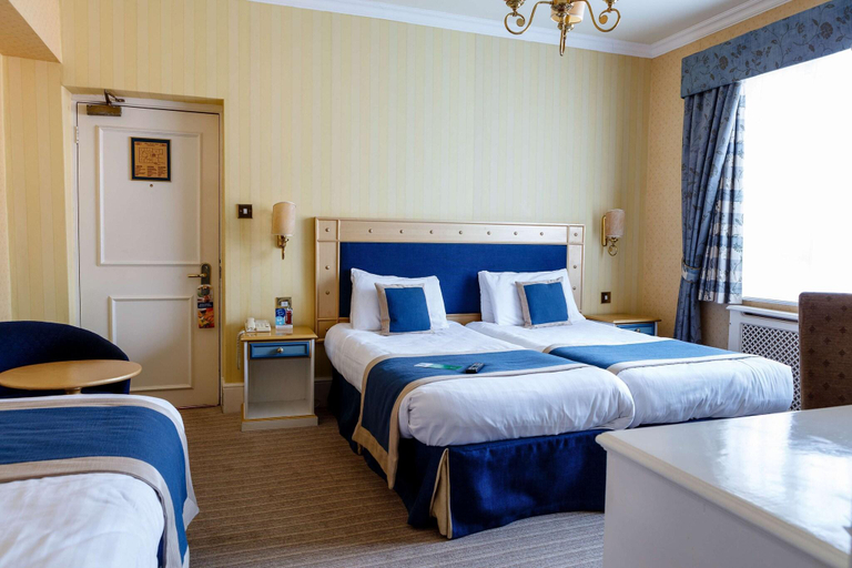 Bedroom 3, Best Western Abbots Barton, Kent