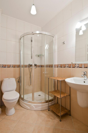 Bathroom 2, Pokoje Pinokio, Sławno