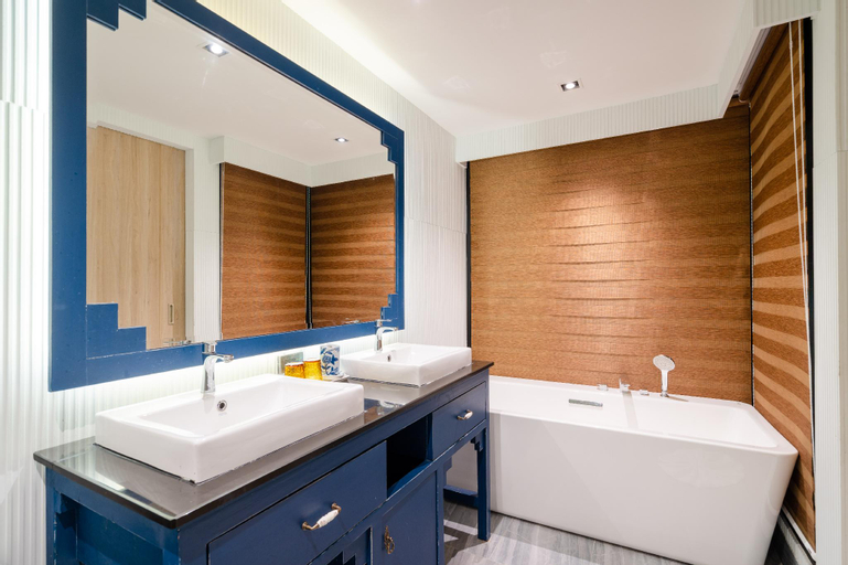 Bathroom 4