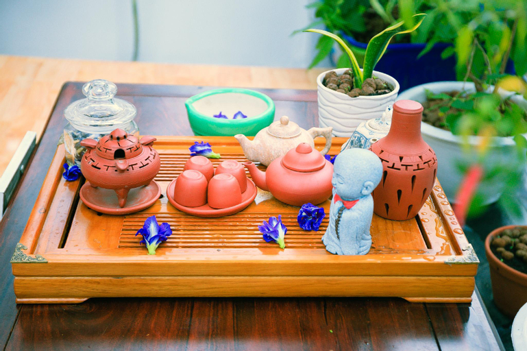 Food & Drinks 8