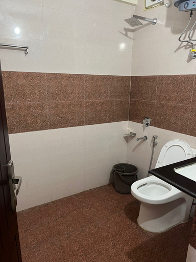 Bathroom 3, Amor Haven & Dine, Shimla