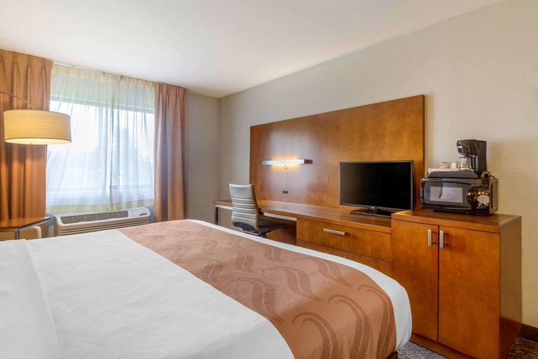 Bedroom 4, Quality Inn Danville, Boyle