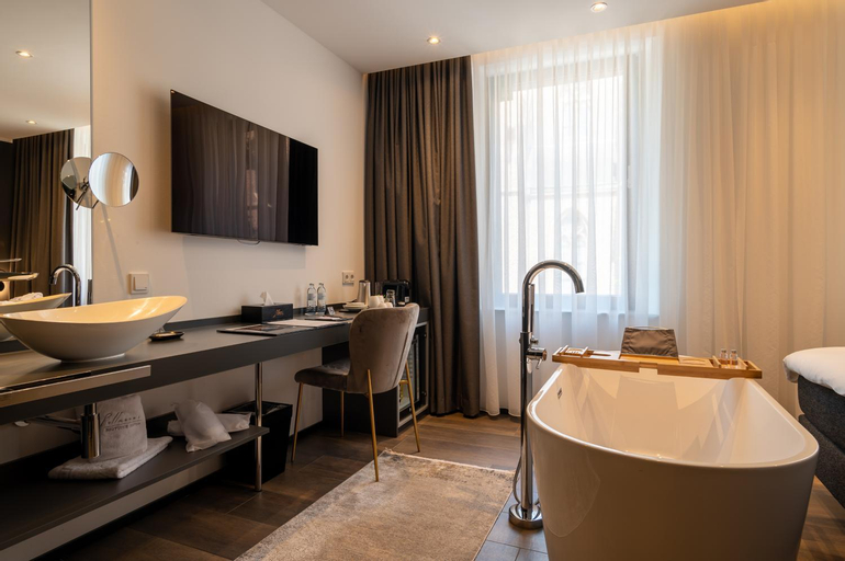 Bathroom 4