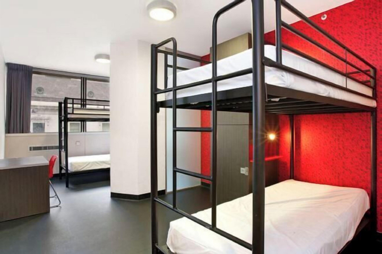Bedroom 21