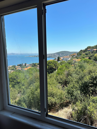 Others 5, Manzara Ada Tepe, Adalar