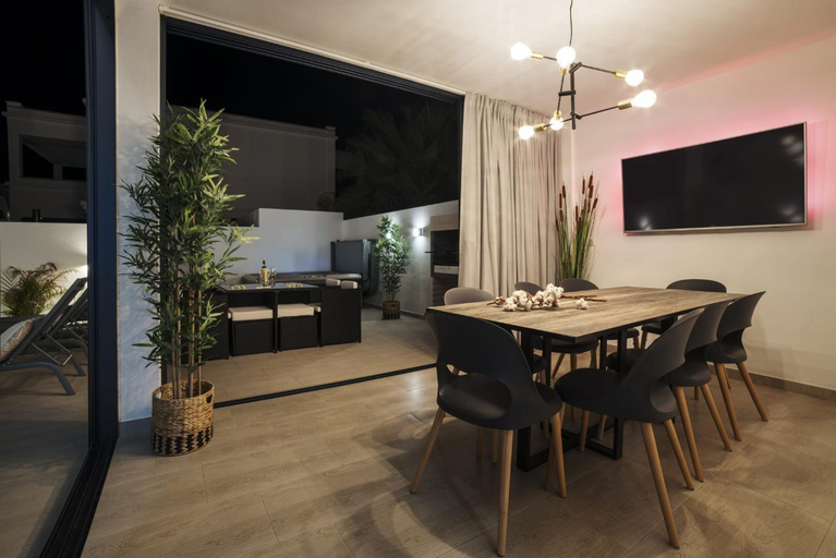 Others 2, Villa Flamboyan, Las Palmas