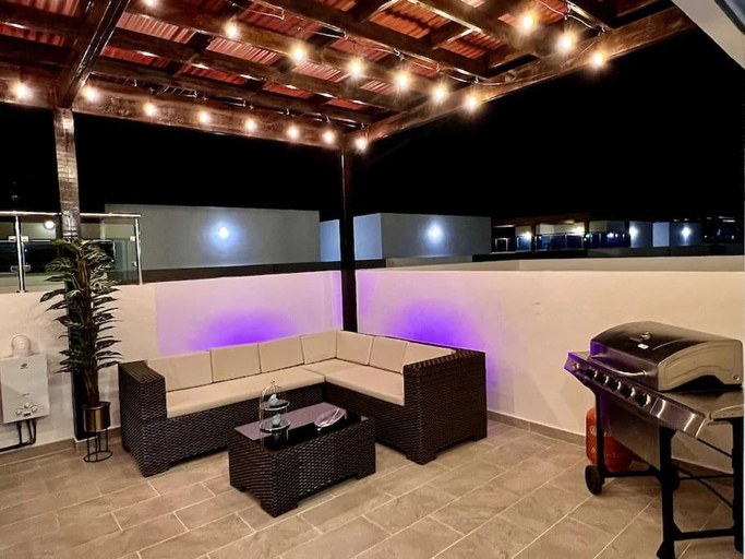 Others 4, Outstanding Pent House w/Jacuzzi, Santiago de los Caballeros