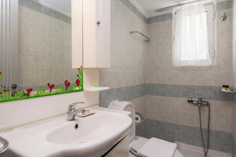 Bathroom, Mystique Sunset View, Crete