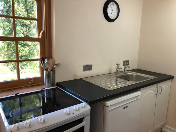 Others 5, Stables Cottage, Idyllic Location Stunning Views, Ceredigion