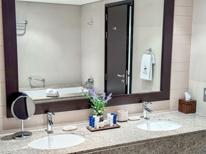 Bathroom 4, Resort Apartments - Royal Amwaj South, Dubai