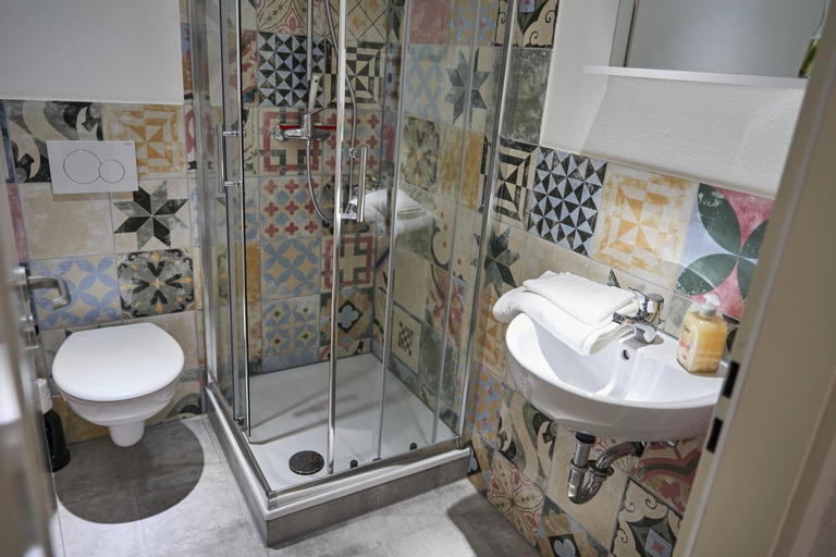 Bathroom 8