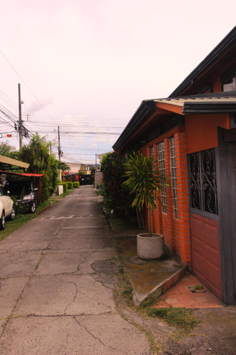 Others 3, F&M Guesthouse, Tibás