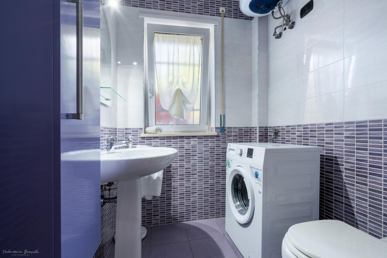 Bathroom 2, YCH-Villa ANGELINA IN PUGLIA A POCHI PASSI DAL MARE, Taranto