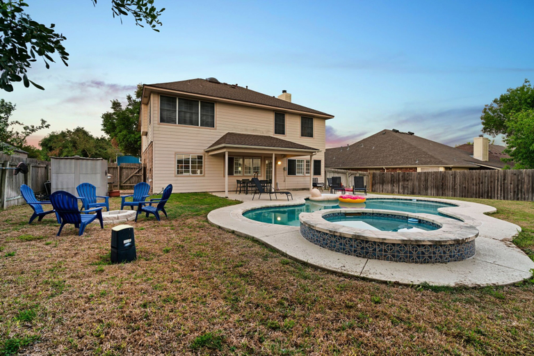 Exterior & Views 2, The Mad Hatter Heated Pool Gameroom, Travis