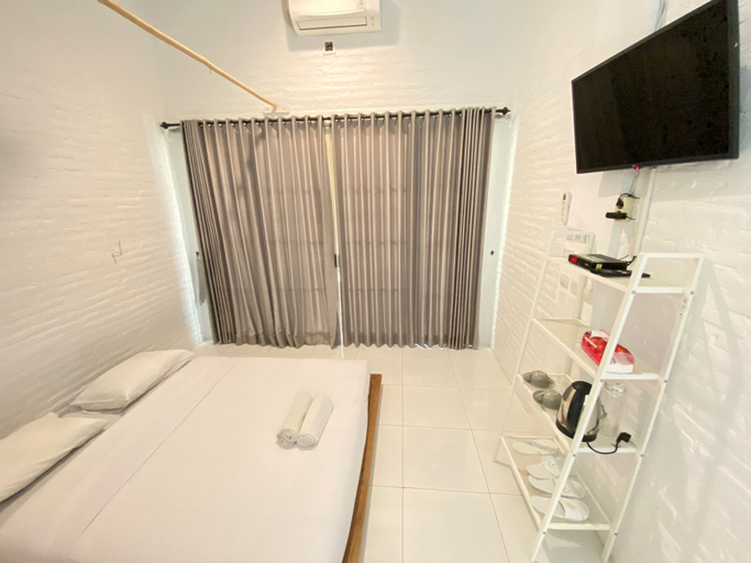 Pasir Putih Resort & Resto Room Type - Standar Room