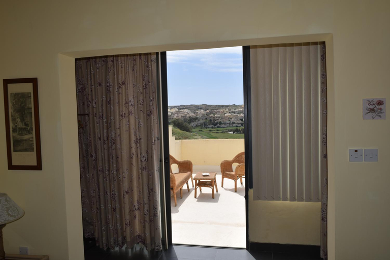 Others 5, Gmiel in-Natura B&B