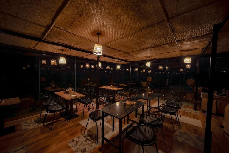 Food & Drinks, Himadvaya- The Himalayan Prism, Almora