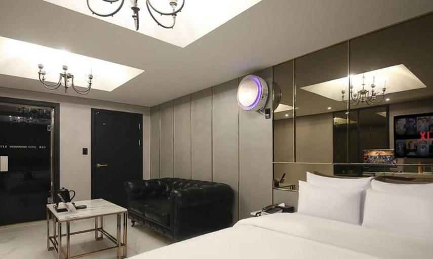Bedroom 2, Newmond Hotel, Nowon