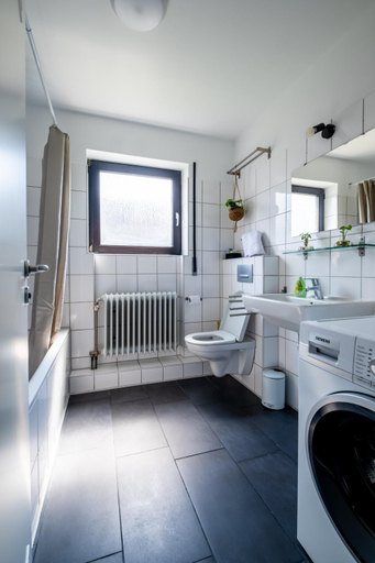 Bathroom 2, Studio Fayence - EMMA, Netflix, WiFi, Karlsruhe