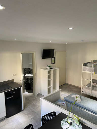 Others 3, Greenhome Lorrach -Ihre Unterkunft im 3-Landereck-, Lörrach