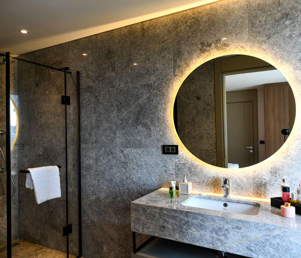 Bathroom 3