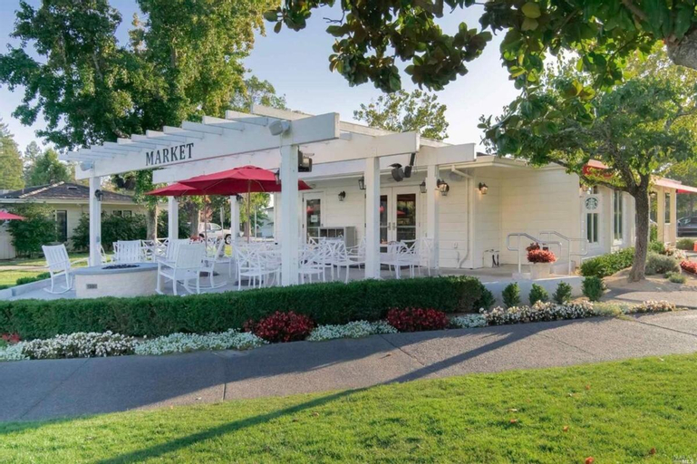 1 bed - 1 bath - Silverado Resort Experience, Napa