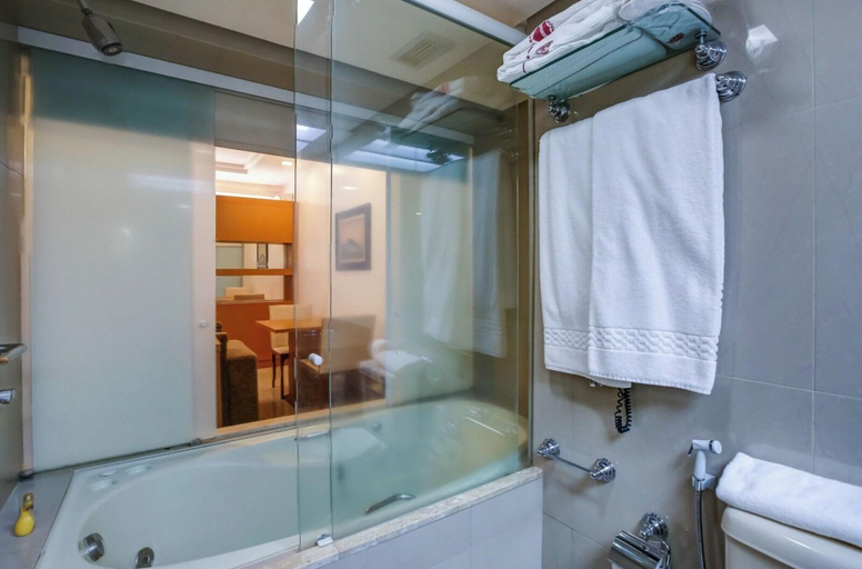 Bathroom 5, Castro´S Park Hotel, Goiania