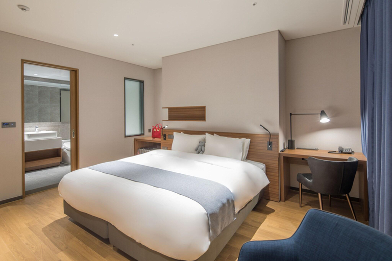 Bedroom 5, ibis Ambassador Suwon, Suwon