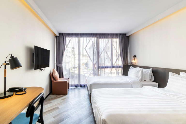 Bedroom 12