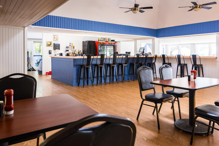 Food & Drinks 4, Point Sebago Resort, Cumberland