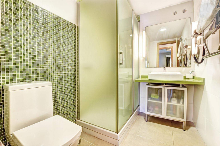 Bathroom 5, BenalBeach Casa Kito, Málaga