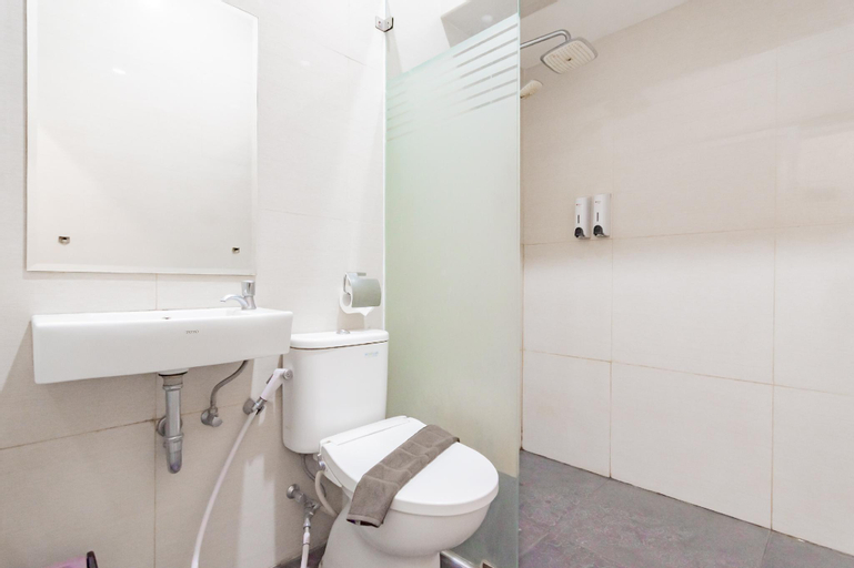 Bathroom 9