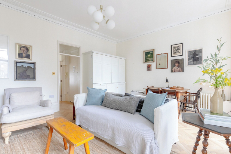 Others 2, Beautiful & Central 1 Bedroom Flat in Clerkenwell, London