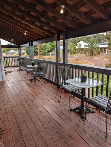 Others 4, Toodyay Manor, Toodyay