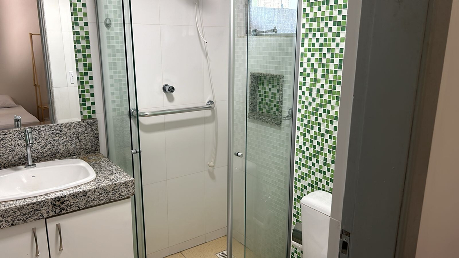Bathroom 5, CIG Hostel, Goiania