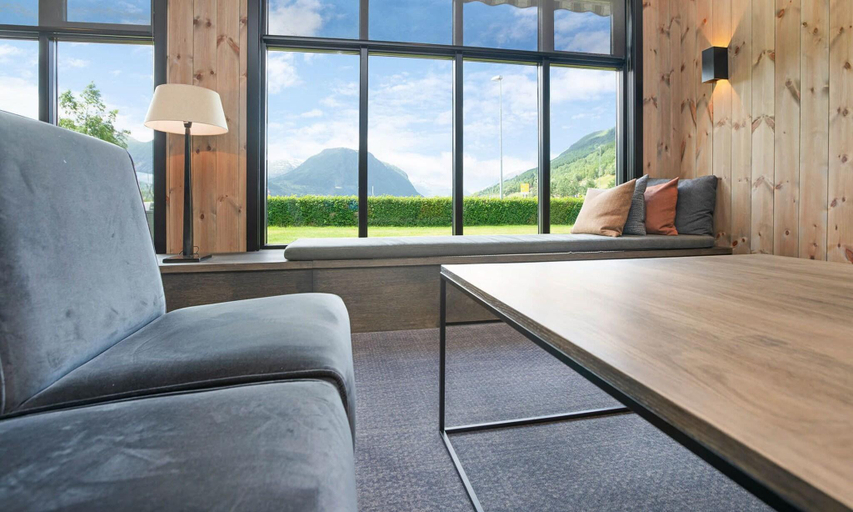 Public Area 4, Grand Hotel Skei, Jølster