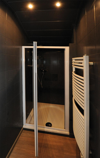 Others 4, Chalet Gloria - Doppel- und Mehrbettzimmer, Zell am See