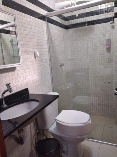 Bathroom 4, AP Comfort Feliz Aurora - Frente Praia do Ariramba, Belém