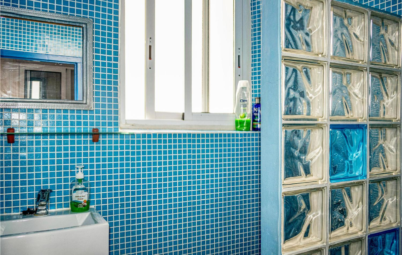 Bathroom 2, Gorgeous Home In Sayalonga, Málaga