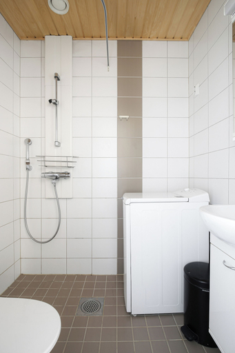 Bathroom, Kotimaailma Aparthotel Kamppi - 3BR, Uusimaa