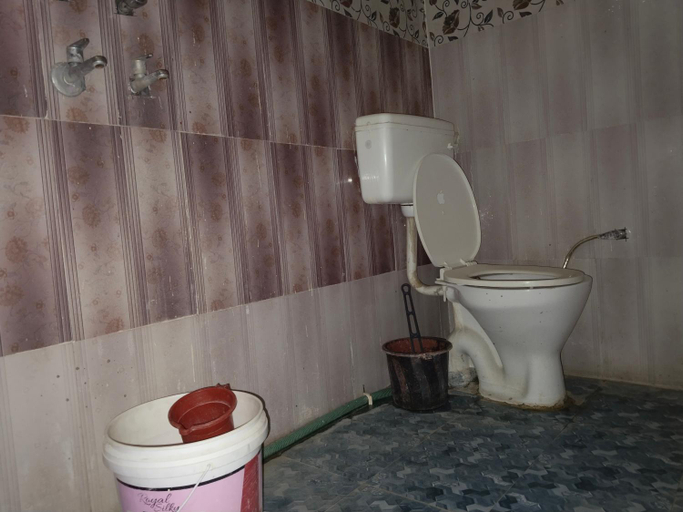 Bathroom 5, Hotel Old Moon Cafe, Ajmer