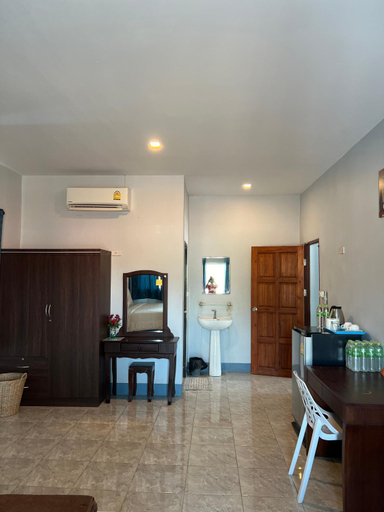 Others 3, Nare Guest House, Ko Lanta