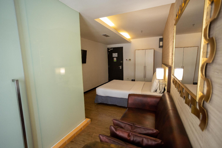 Bedroom 16